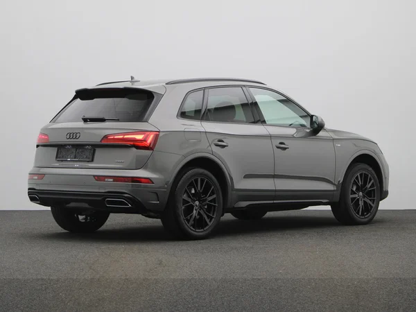 AUDI Q5 PHEV (2025) — foto 12 van 23