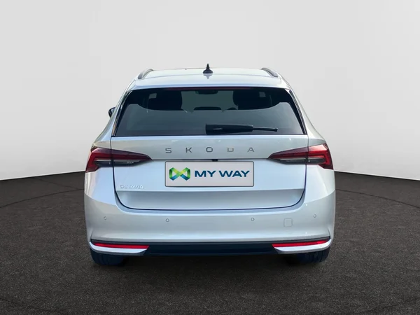 SKODA Octavia Combi (2025) — foto 25 van 25