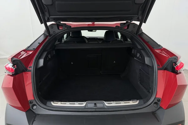 Peugeot 408 (2025) — foto 14 van 18