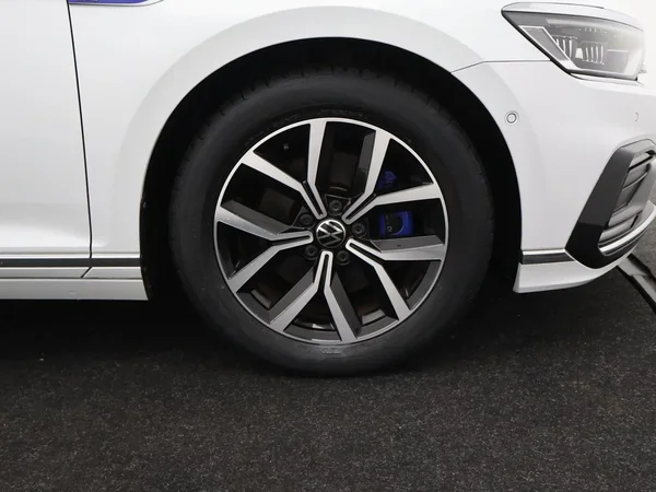 Volkswagen Passat (2022) — foto 30 van 30