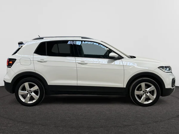 VOLKSWAGEN T-Cross (2023) — foto 11 van 20