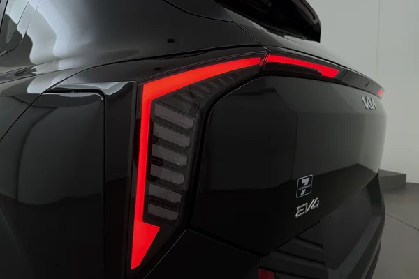 Kia EV4 (2026) — foto 11 van 19