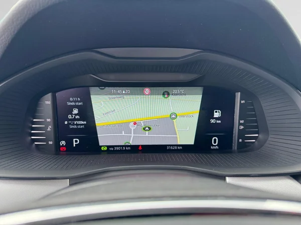 SKODA Kamiq (2023) — foto 4 van 19