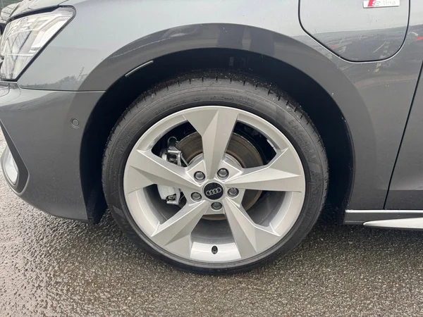 AUDI A3 Sportback PHEV (2025) — foto 10 van 24
