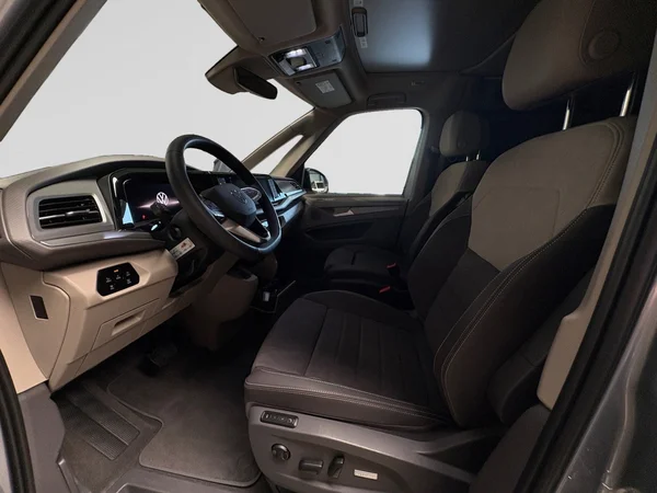 VOLKSWAGEN Multivan T7 Long Dsl (2025) — foto 2 van 24