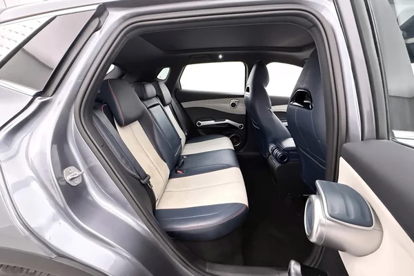 BYD Atto 3 (2023) — foto 14 van 45