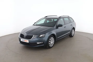 Skoda Octavia 8142ff03-1511-41b9-b49f-23aaf6916612