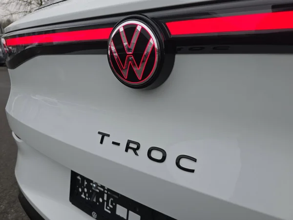 VOLKSWAGEN T-Roc (2026) — foto 11 van 24