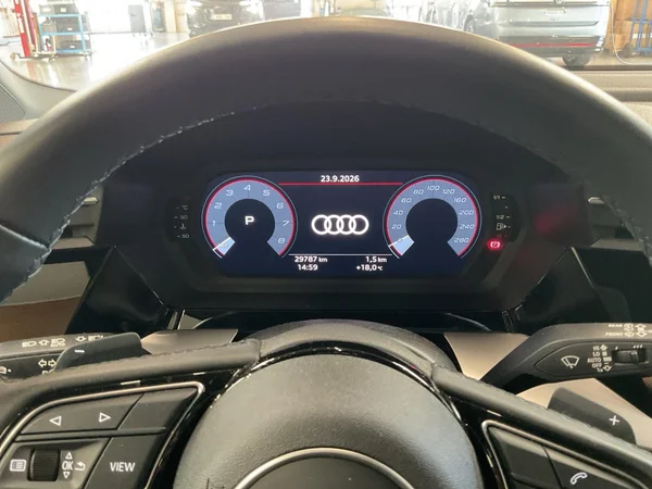 AUDI A3 Sportback (2024) — foto 6 van 22