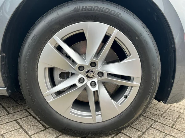 SKODA Enyaq Coupé (2026) — foto 17 van 24