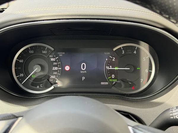 Jaguar E-PACE (2021) — foto 10 van 30