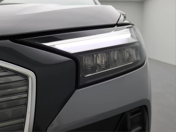 AUDI Q4 Sportback e-tron (2022) — foto 9 van 18
