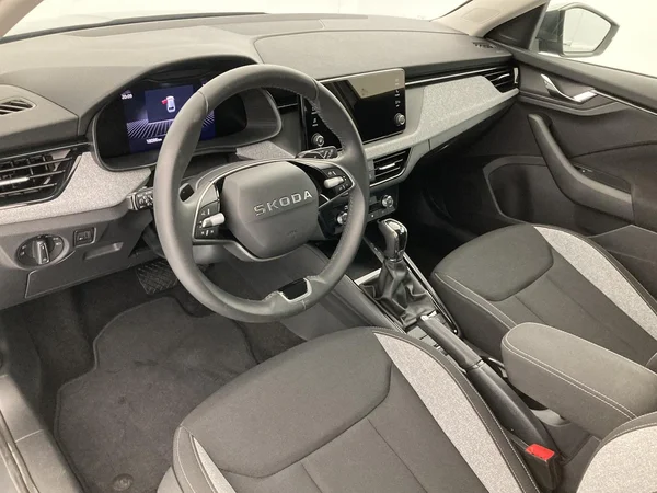 SKODA Scala (2025) — foto 9 van 36