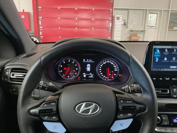 HYUNDAI i30 N (2023) — foto 4 van 20