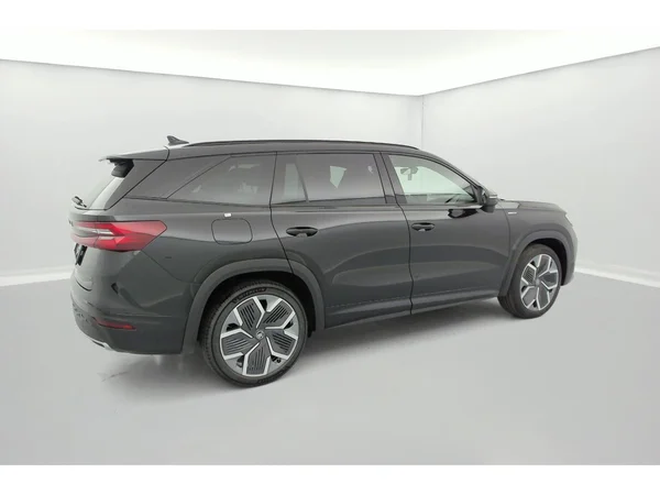 SKODA Kodiaq (2025) — foto 2 van 35