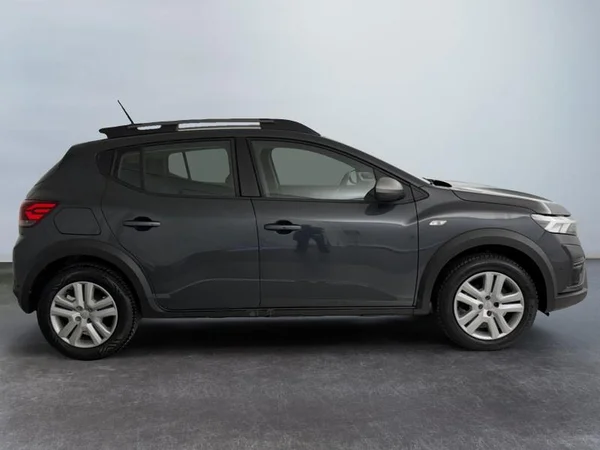 DACIA Sandero Stepway (2023) — foto 25 van 30