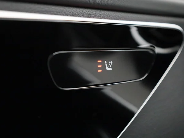 Mercedes-Benz C-Klasse (2022) — foto 29 van 54
