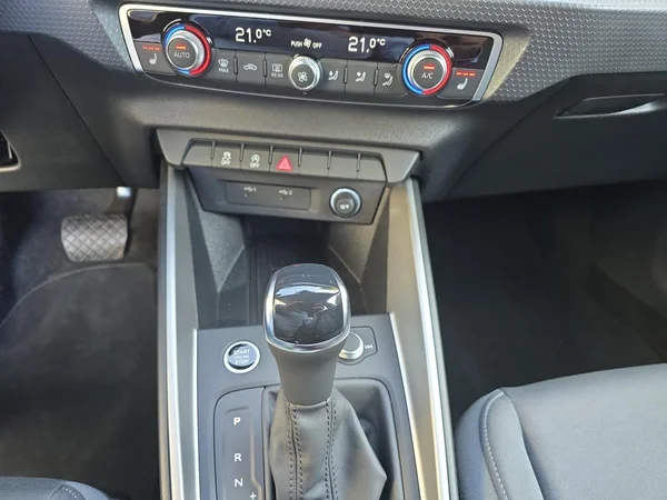 AUDI A1 Allstreet (2025) — foto 18 van 18