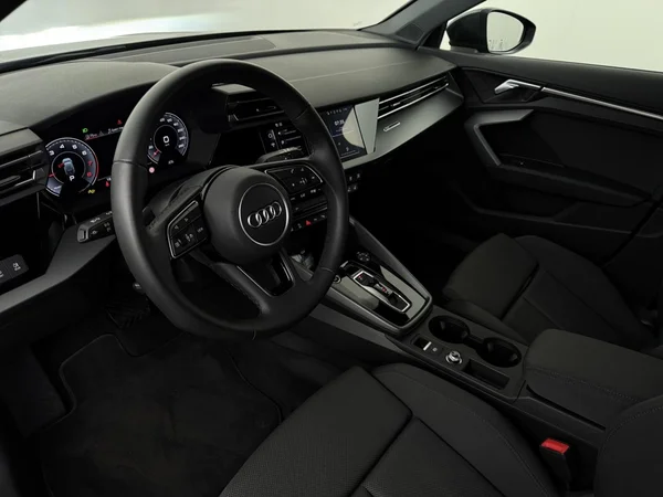 AUDI A3 Sportback (2025) — foto 15 van 18