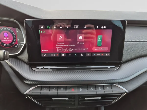 SKODA Octavia Combi (2026) — foto 6 van 25