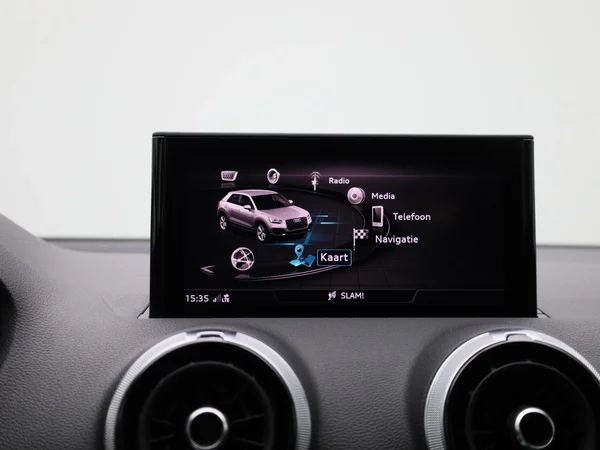 Audi Q2 (2022) — foto 9 van 38