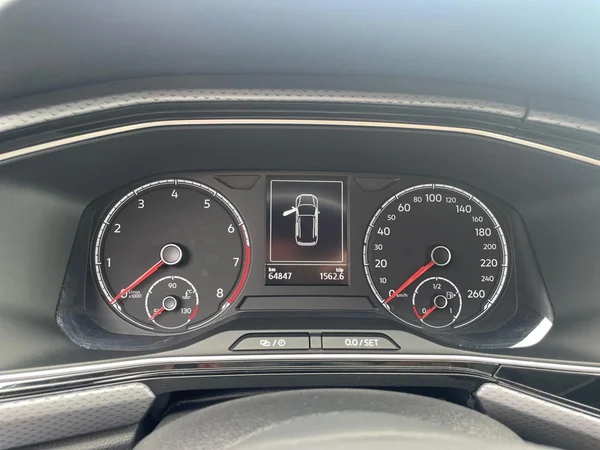 VOLKSWAGEN T-Cross (2022) — foto 6 van 21