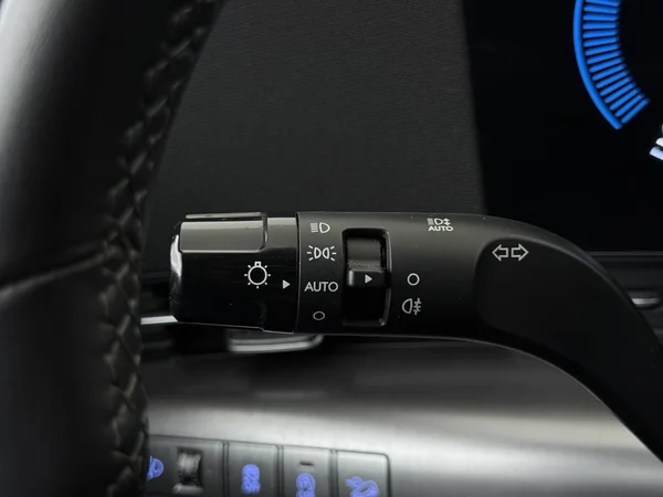 HYUNDAI Kona (2025) — foto 16 van 27