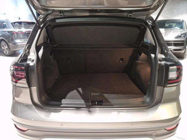 VOLKSWAGEN T-Cross (2021) — foto 3 van 20