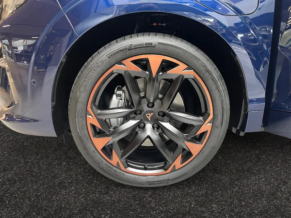 CUPRA Terramar e-Hybrid (PHEV) (2025) — foto 12 van 16