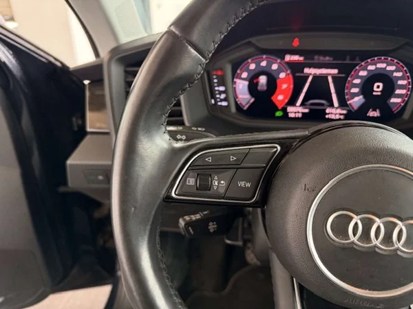 Audi A1 Sportback (2019) — foto 7 van 19
