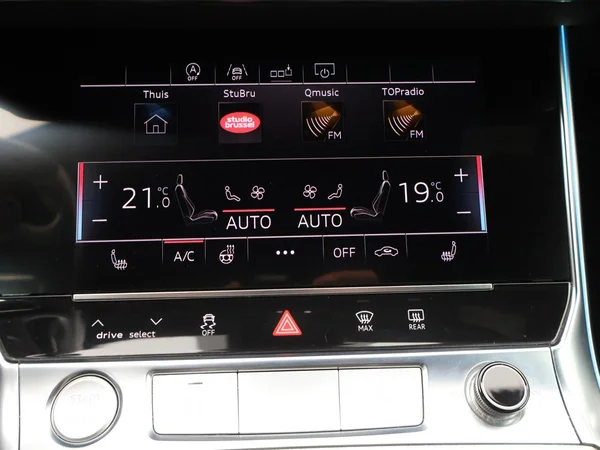 AUDI A6 Avant Dsl (2019) — foto 8 van 29
