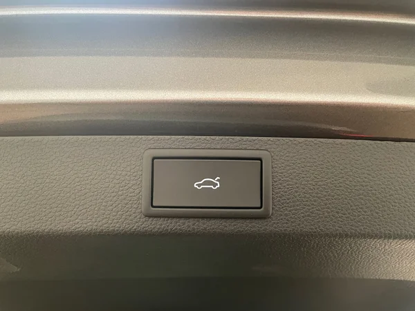 SKODA Karoq (2025) — foto 2 van 15