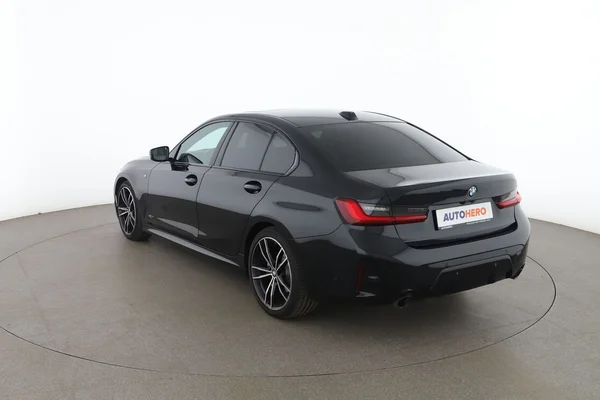 BMW 3-serie (2023) — foto 10 van 16