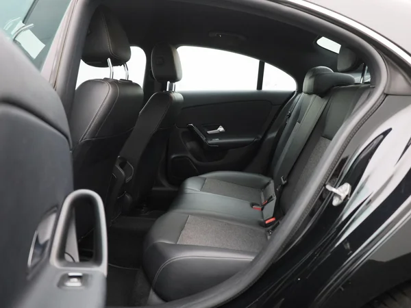 Mercedes-Benz CLA (2020) — foto 4 van 40