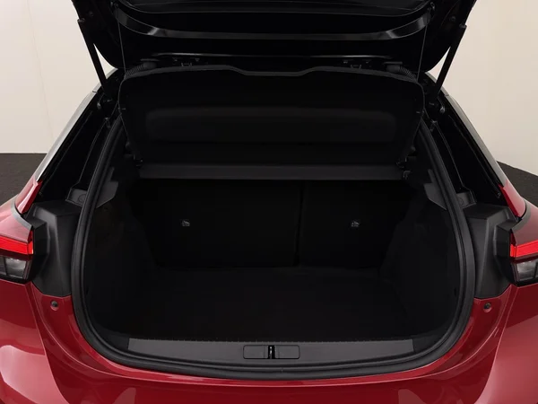 OPEL Corsa (2023) — foto 8 van 29