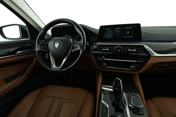 BMW 5-serie (2017) — foto 4 van 16