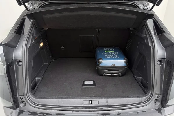 Peugeot 3008 (2023) — foto 9 van 26