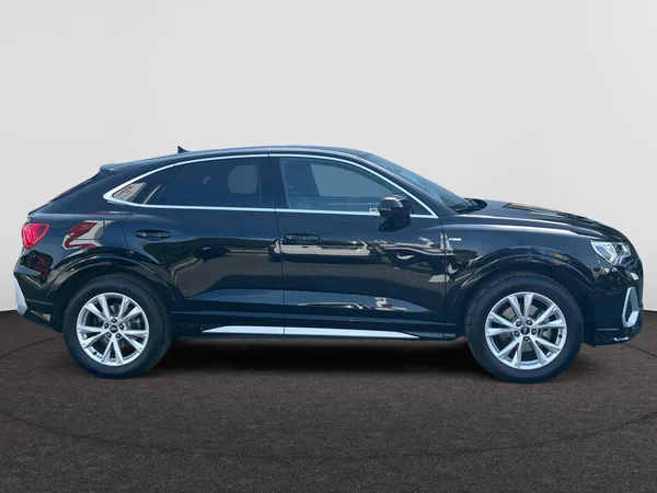 AUDI Q3 Sportback (2025) — foto 21 van 24