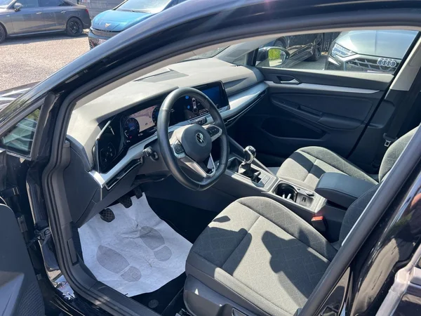 VOLKSWAGEN Golf VIII SW (2022) — foto 7 van 24