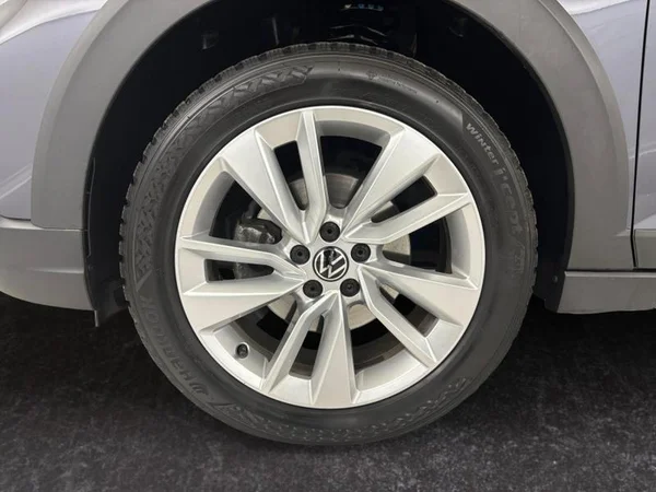 VOLKSWAGEN Taigo (2024) — foto 22 van 23