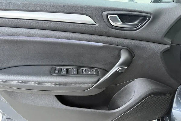 Renault Megane SW Phase II (2022) — foto 9 van 25