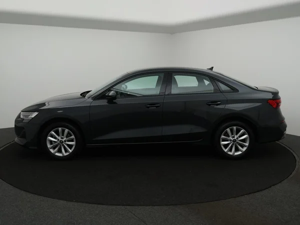 AUDI A3 Sedan (2025) — foto 24 van 26
