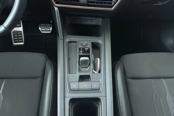 CUPRA Formentor E-Hybrid (PHEV) (2022) — foto 4 van 18