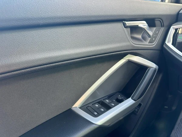 AUDI Q3 Sportback (2023) — foto 11 van 27