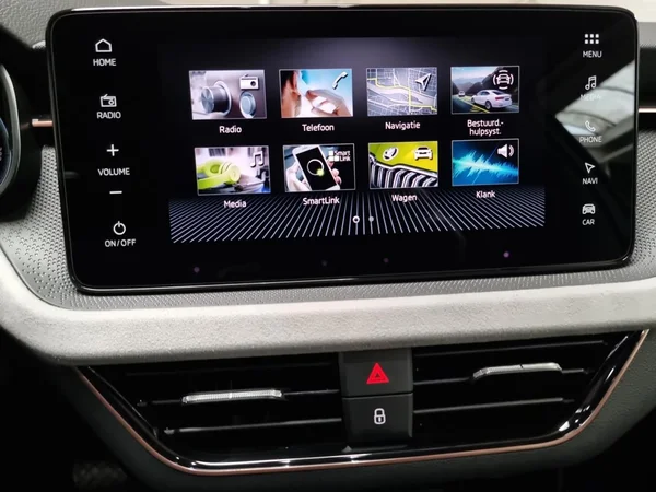 SKODA Kamiq (2026) — foto 6 van 17