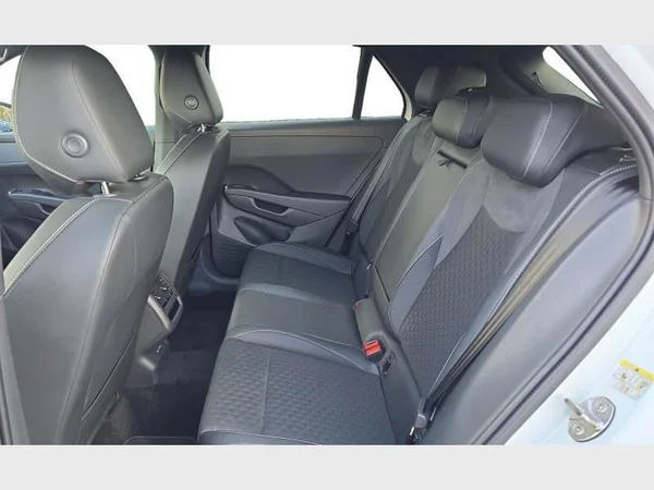 Volkswagen T-Roc (2026) — foto 3 van 31