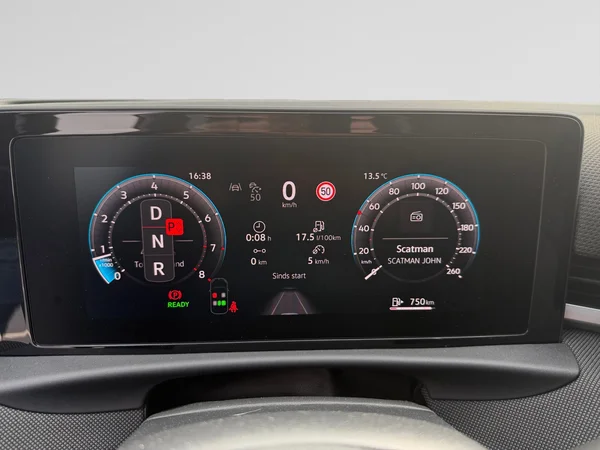 VOLKSWAGEN T-Roc (2026) — foto 15 van 15