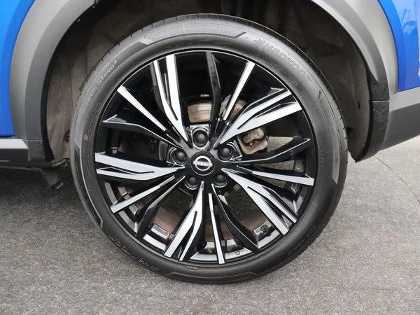 NISSAN Juke (2024) — foto 7 van 27