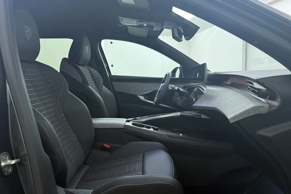 Peugeot 5008 (2025) — foto 15 van 17