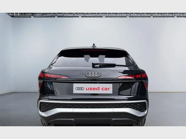 Audi Q3 Sportback (2026) — foto 25 van 28